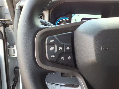 Used 2024 Ford Bronco Black Diamond image 15