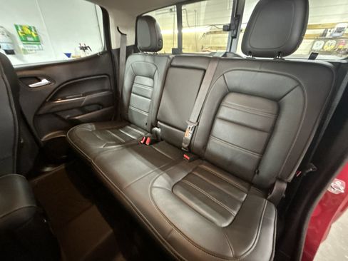 Certified 2019 GMC Canyon Denali RWD image 25
