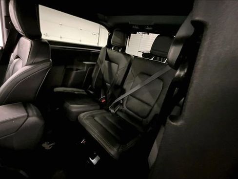 Used 2025 Ford Bronco Badlands AWD/4WD image 22