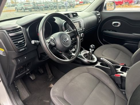 Used 2018 Kia Soul image 14
