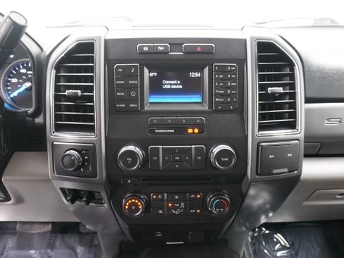 Used 2018 Ford F250 XLT AWD/4WD image 18