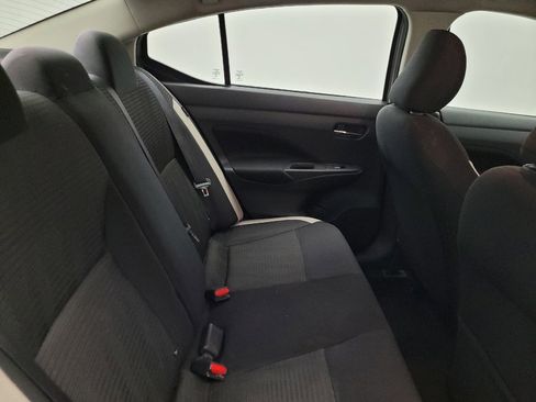 Used 2021 Nissan Versa SV FWD image 19