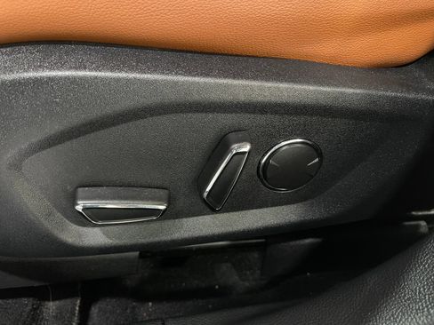 Used 2020 Ford Fusion Titanium FWD image 17