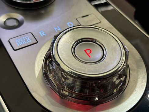 Used 2025 Genesis GV80 2.5T Standard image 19