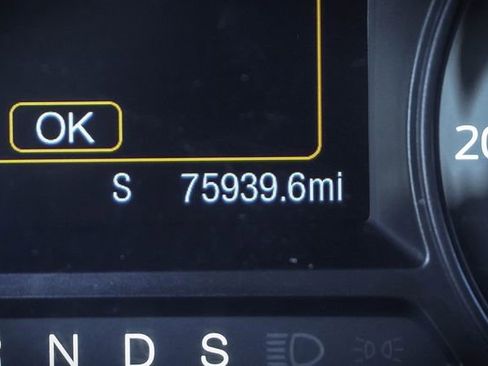 Used 2017 Ford Explorer FWD image 9