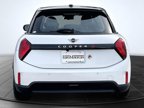 New 2026 MINI Cooper S image 4