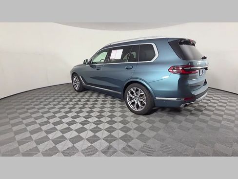 Used 2024 BMW X7 xDrive40i w/ Premium Package AWD/4WD image 44