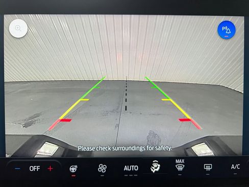 Used 2025 Ford Bronco Sport Outer Banks image 9