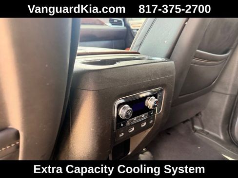 Used 2024 GMC Yukon XL Denali Ultimate image 28