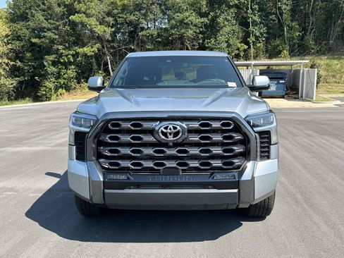 Used 2023 Toyota Tundra Platinum AWD/4WD image 2