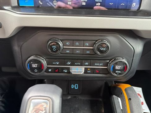 Used 2023 Ford Bronco Badlands AWD/4WD image 18