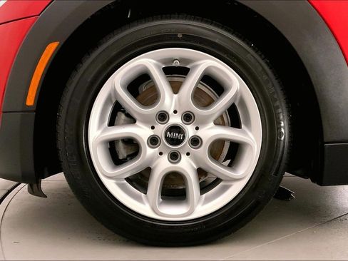 Used 2019 MINI Cooper Convertible w/ Signature Upholstery Package FWD image 8