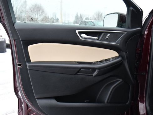 Used 2022 Ford Edge SEL w/ Convenience Package image 22