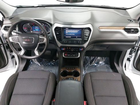 Used 2023 GMC Acadia SLE w/ Driver Convenience Package image 9