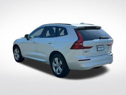 Used 2022 Volvo XC60 B5 Momentum AWD/4WD image 3