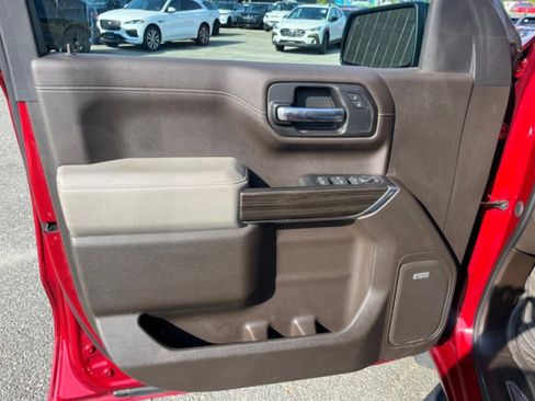 Used 2022 Chevrolet Silverado 1500 LT Trail Boss w/ Convenience Package II image 19