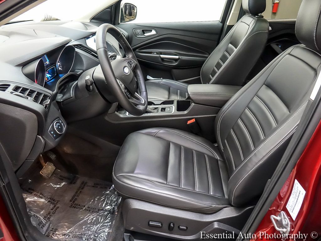 Certified 2019 Ford Escape SEL AWD/4WD image 9