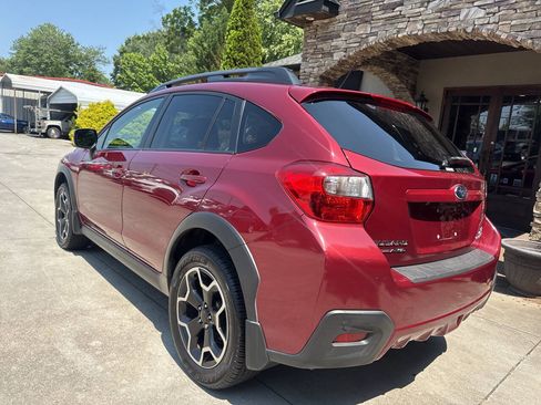 Used 2014 Subaru Crosstrek 2.0i Premium w/ Popular Package #2 AWD/4WD image 3