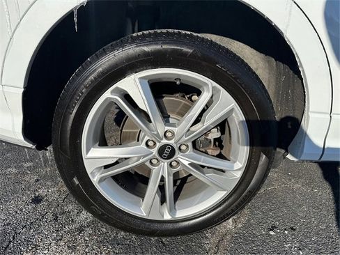 Used 2021 Audi Q3 2.0T Premium Plus w/ Premium Plus Package image 13