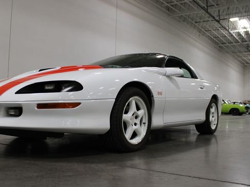 Used 1997 Chevrolet Camaro SS w/ SS Alteration Pkg RWD image 20