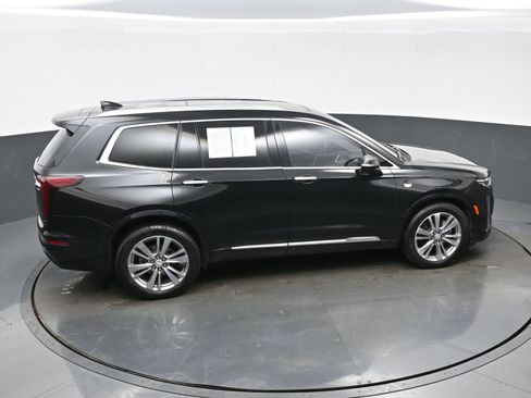 Used 2023 Cadillac XT6 Premium Luxury FWD image 39