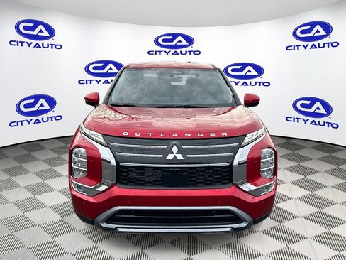 New 2026 Mitsubishi Outlander SE image 8