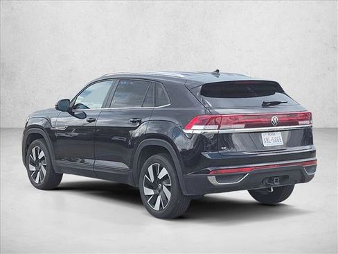 Used 2026 Volkswagen Atlas Cross Sport SE FWD image 7