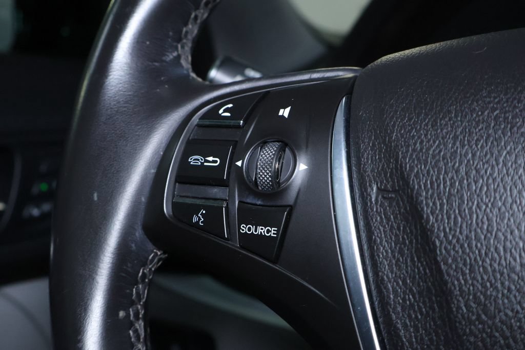 Used 2016 Acura TLX w/ Technology Package FWD image 20
