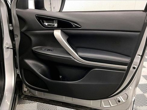 Used 2024 Mitsubishi Eclipse Cross SE image 19