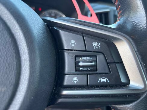 Used 2019 Subaru Crosstrek 2.0i Limited w/ Moonroof Package w/Navigation AWD/4WD image 21