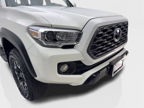 Used 2023 Toyota Tacoma 4x4 Double Cab image 17