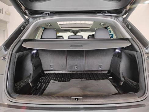 Used 2020 Audi Q5 2.0T Premium Plus w/ Premium Plus Package AWD/4WD image 6