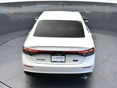 Used 2024 Honda Accord Touring image 28
