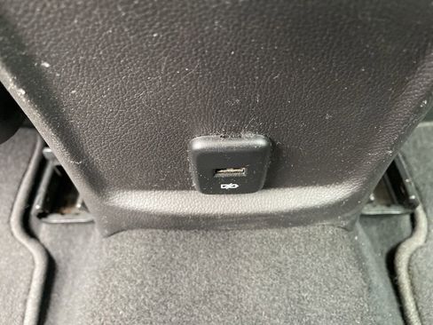 Used 2017 Chevrolet Cruze LT FWD image 25