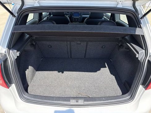Used 2008 Volkswagen R32 AWD/4WD image 25