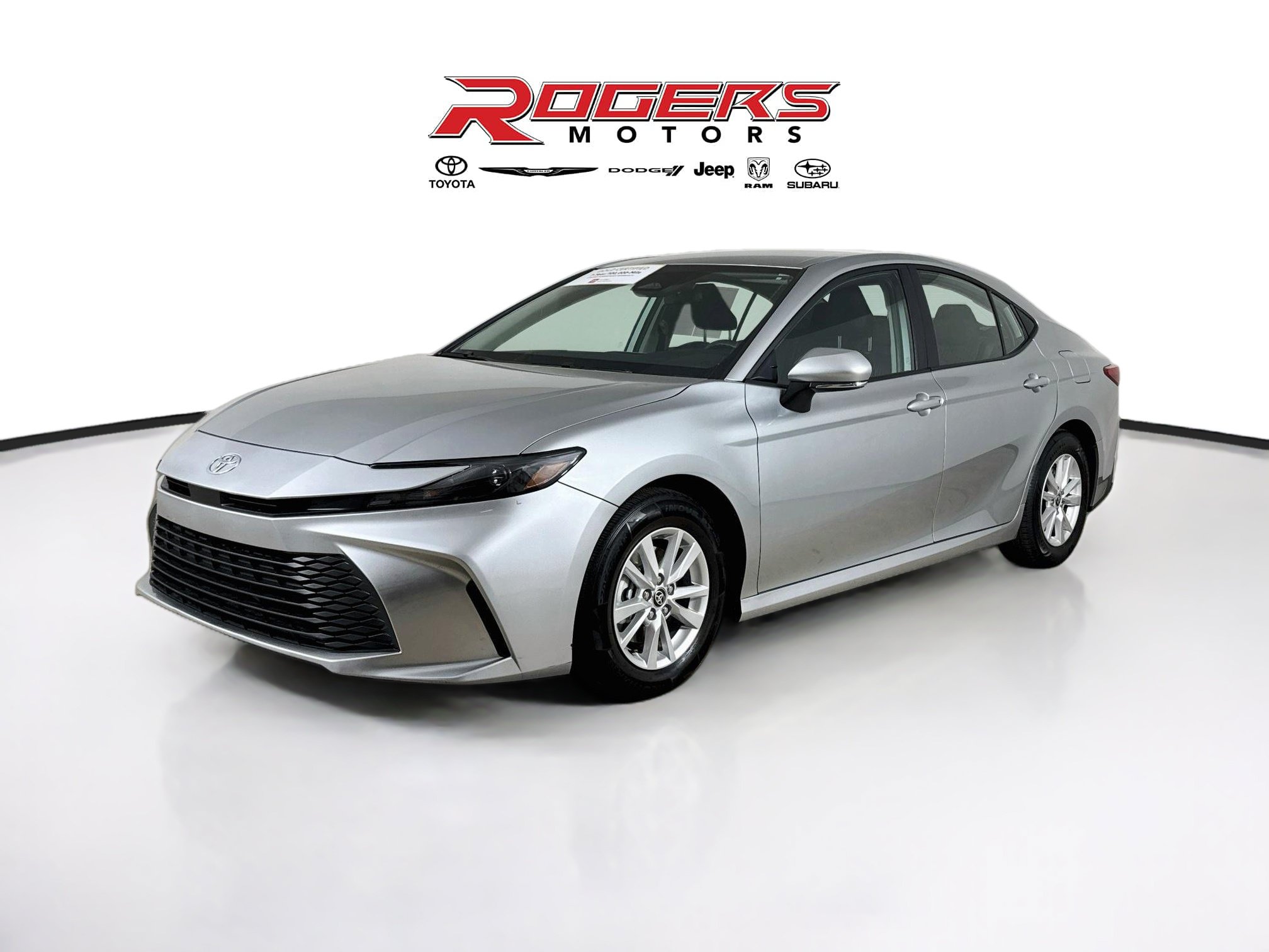 Certified 2025 Toyota Camry LE FWD image 8