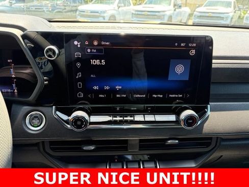 Used 2023 Chevrolet Colorado Trail Boss AWD/4WD image 21