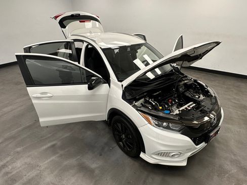 Used 2021 Honda HR-V Sport image 48