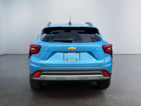 New 2026 Chevrolet Trax LT w/ Driver Confidence Package image 4