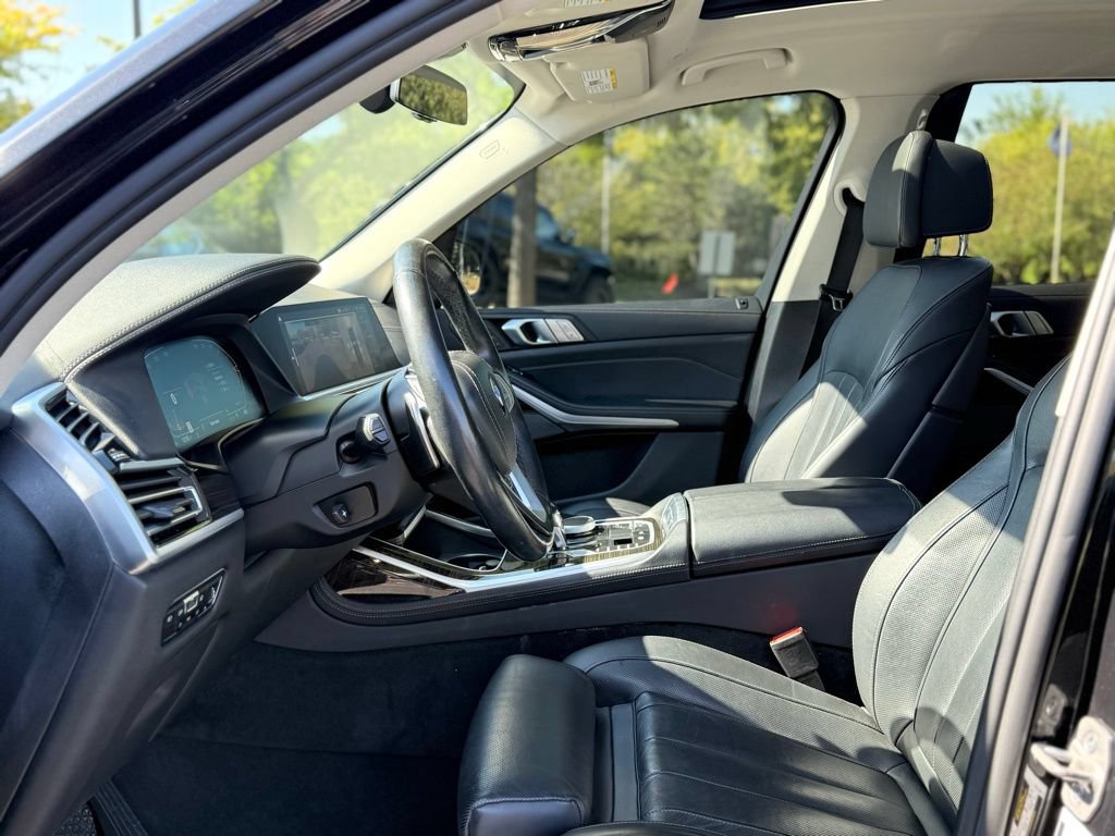 Used 2021 BMW X7 xDrive40i AWD/4WD image 17
