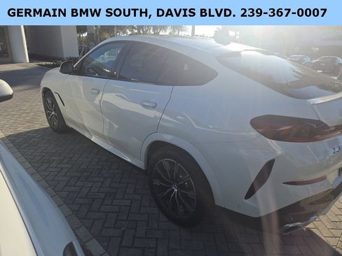 Used 2021 BMW X6 xDrive40i w/ M Sport Package image 4