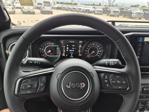New 2026 Jeep Gladiator Sport AWD/4WD image 16