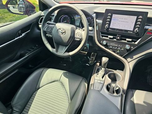 Used 2024 Toyota Camry SE FWD image 29