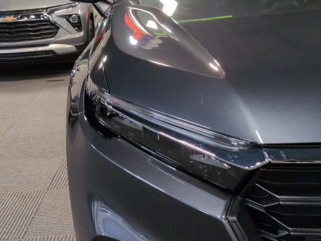 Used 2026 Honda CR-V LX image 8