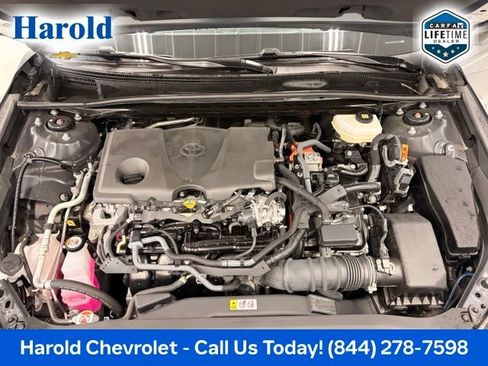 Used 2025 Toyota Camry LE w/ Convenience Package FWD image 18