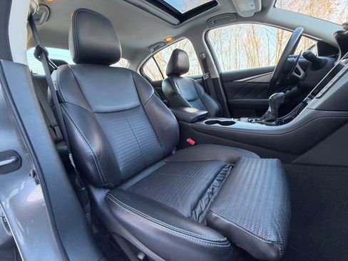 Used 2015 INFINITI Q50 S 3.7 Sedan 4D w/ Navigation Package image 38