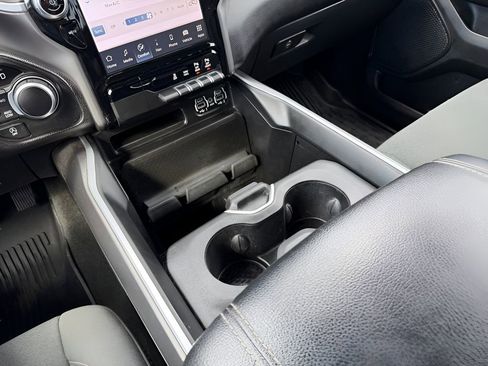 Used 2023 RAM 1500 Big Horn image 25