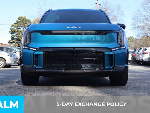 Used 2024 Kia EV9 GT-Line image 3