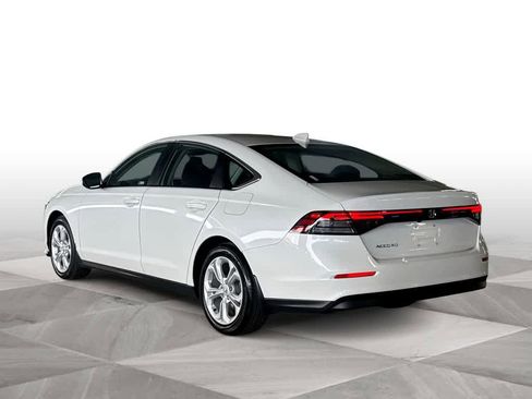 Used 2025 Honda Accord LX image 6
