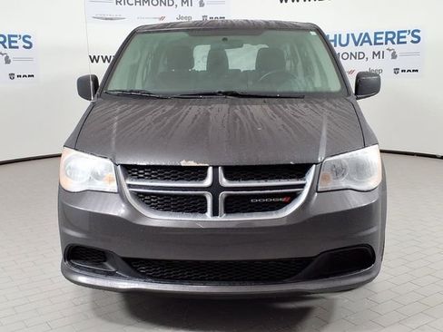Used 2016 Dodge Grand Caravan American Value Package image 2
